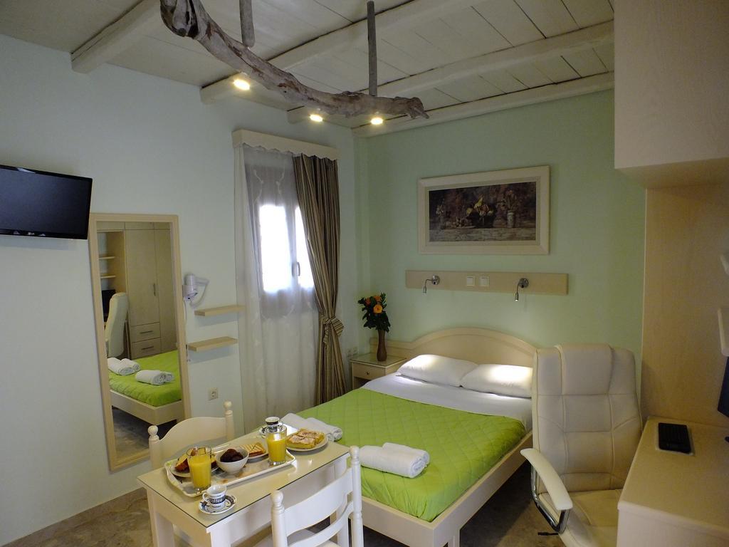 Santa Katerina Apartments & Studios Naxos City ห้อง รูปภาพ